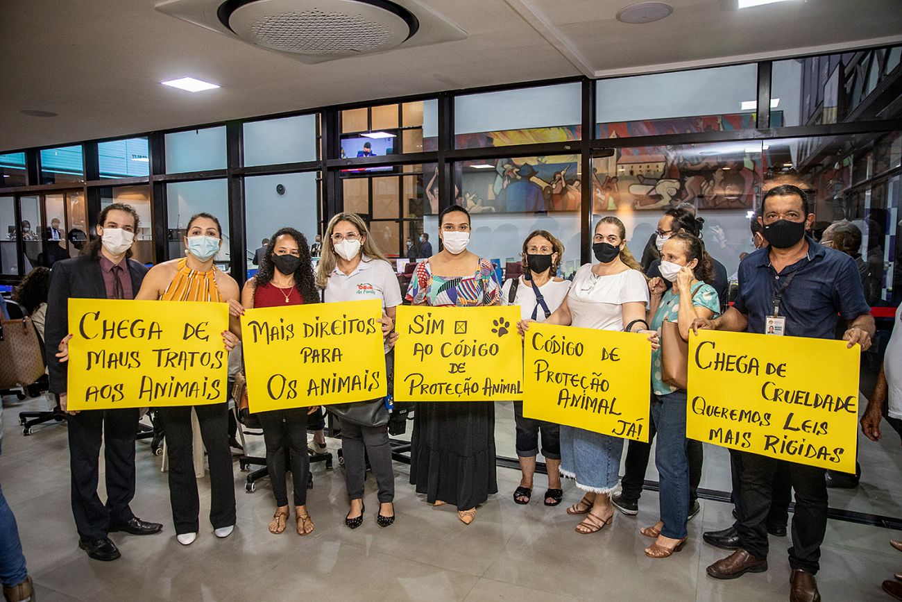Os protetores e ativistas da causa animal estiveram presentes na Alepa na data histórica que aprovaram o Código Estadual de Proteção Animal