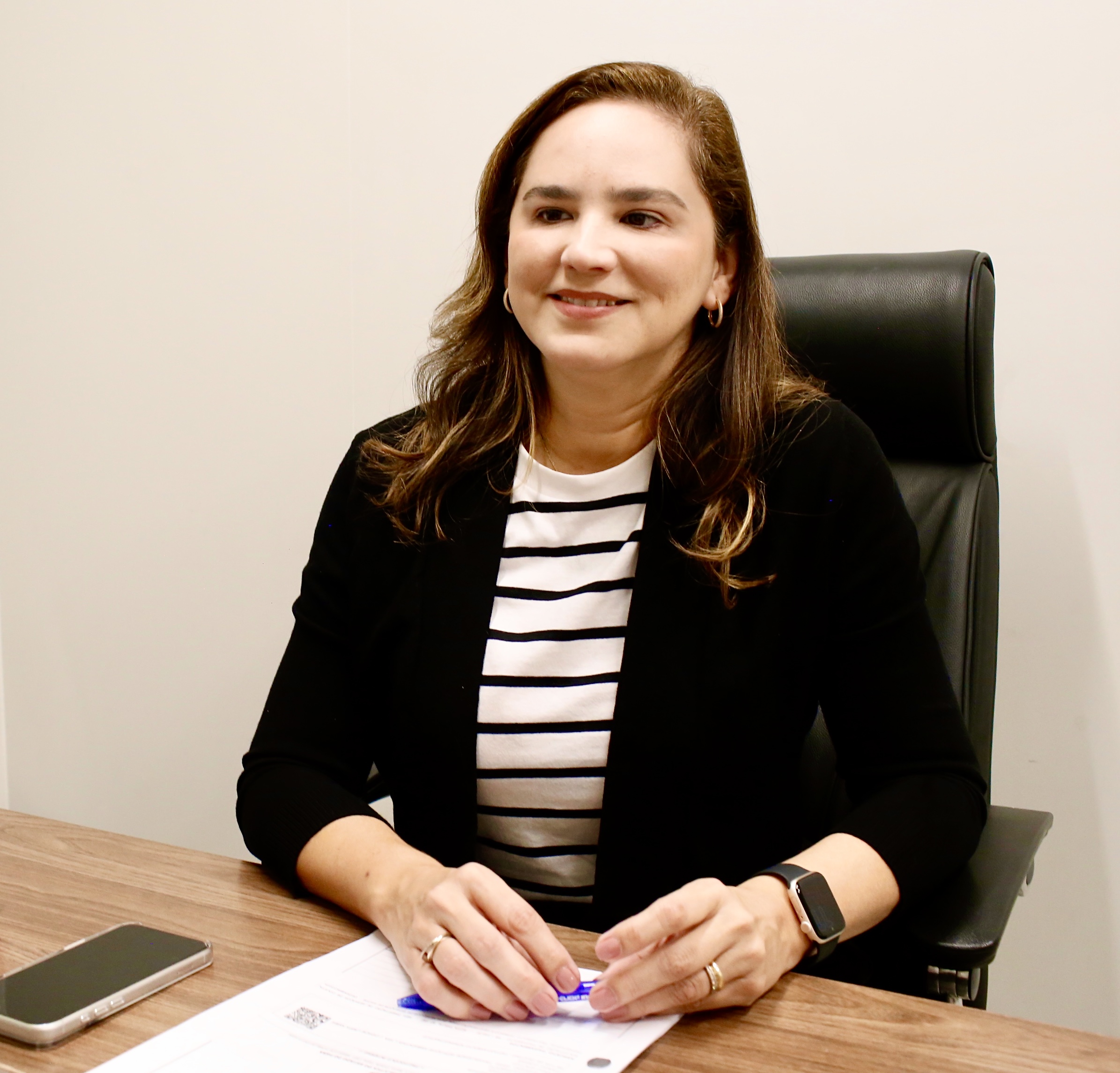A diretora do Departamento de Bem-Estar Social (DBES) da Alepa, psicóloga Karla Lobato, falou da importância de cuidar da saúde da mulher