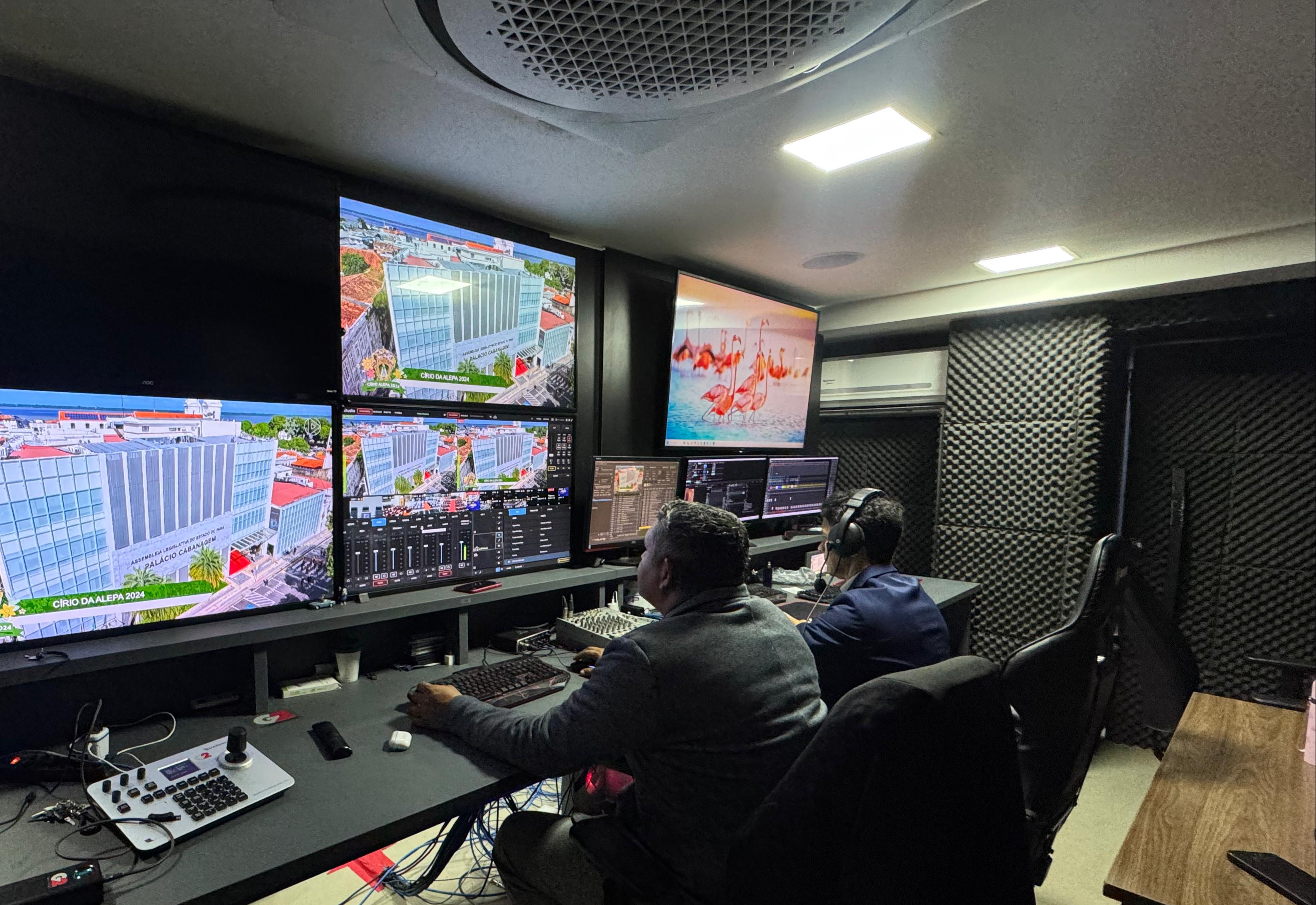 A cobertura especial foi além das imagens tradicionais do Círio. As equipes buscaram retratar o sentimento do povo nas ruas.