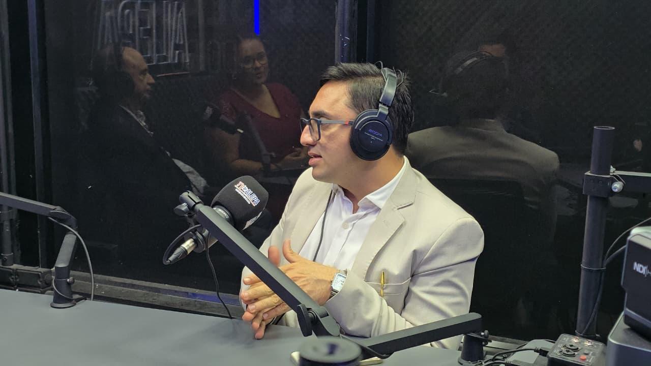 O vereador Josué Pompeu destacou os índices de saúde e educação que projetou Benevides a nível estadual.