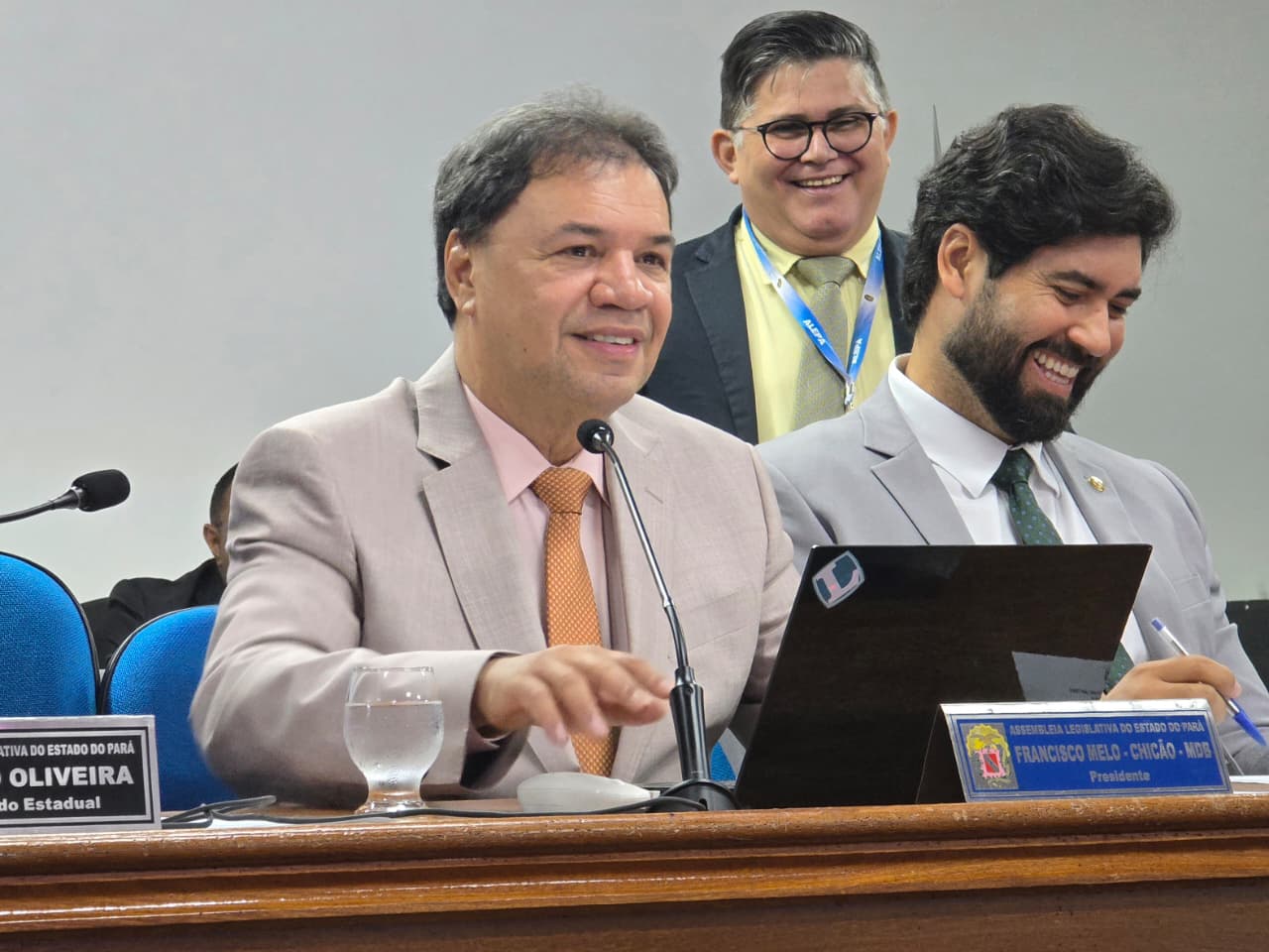Foto: Gabriel Oliveira O presidente da Alepa, deputado Chicão, assumiu o compromisso de instalar a Frente Parlamentar do Marajó até março de 2026 na audiência pública.
