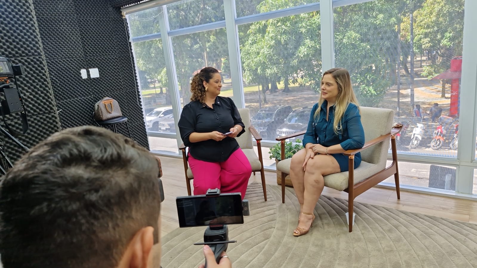 A entrevista foi conduzida pela presidente da Fundação, a jornalista Haynna Hálex, que destacou a relevância de valorizar iniciativas locais que fortalecem a economia criativa e a cultura alimentar do Pará.