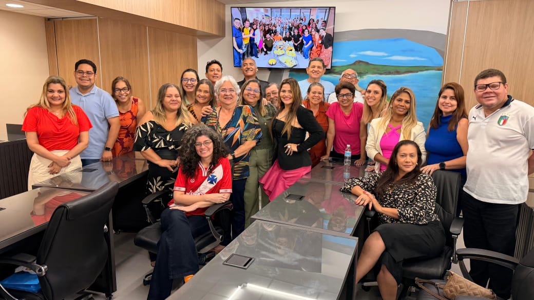 A primeira turma da pós-graduação, coordenada pela professora Gisela Sequeira