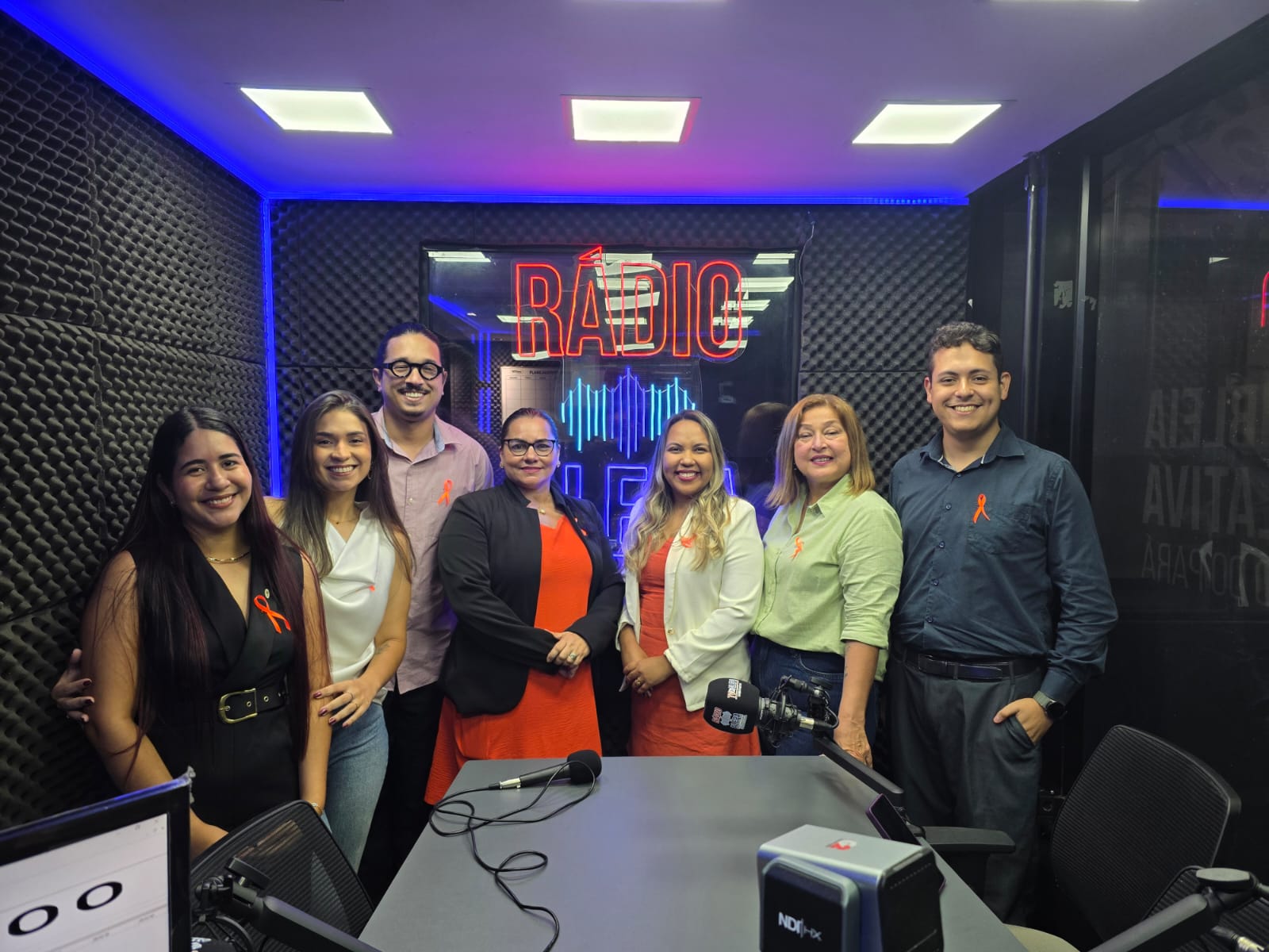 A equipe da Rádio com as entrevistadas