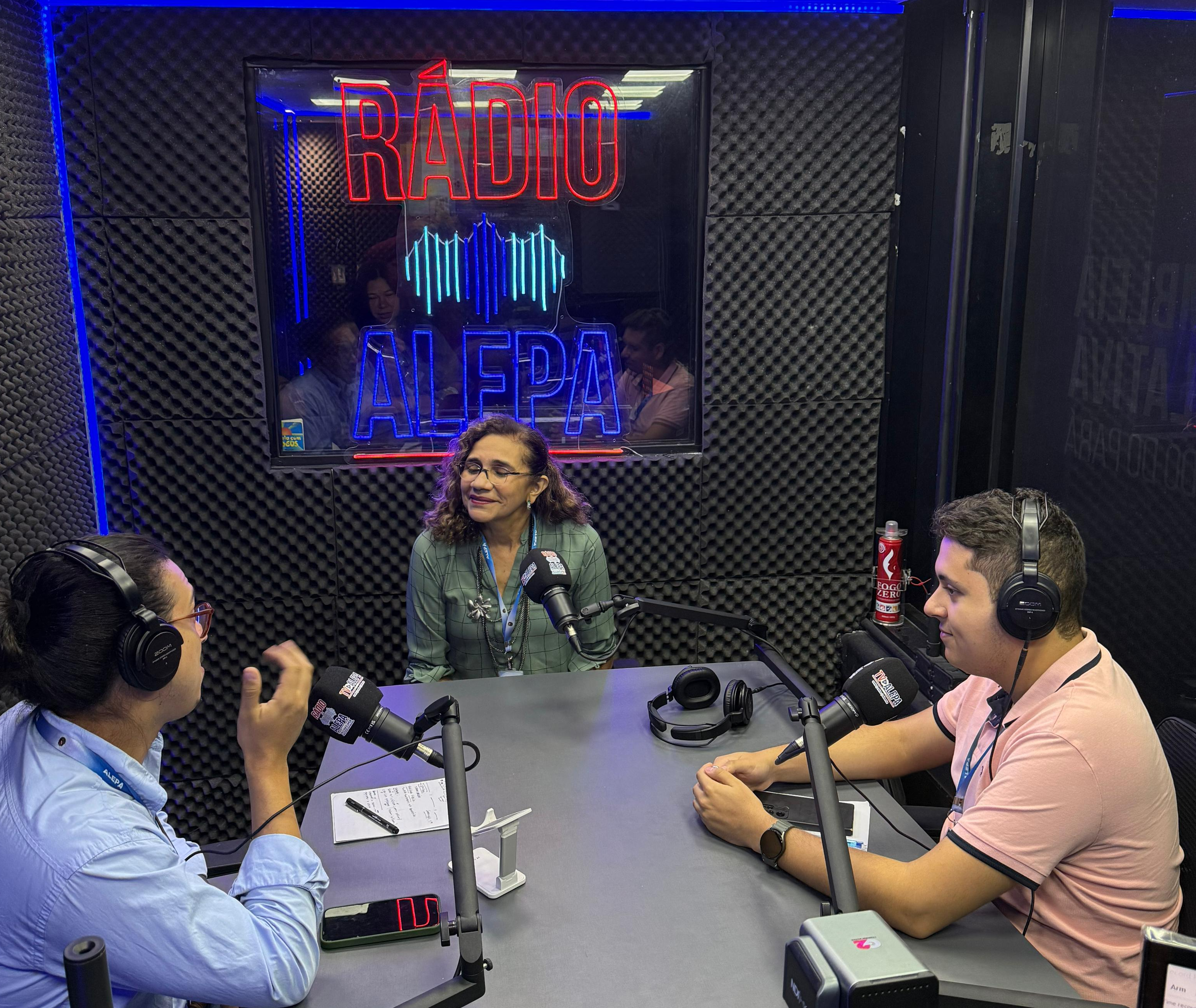Na Rádio, os ouvintes foram alertados que o  serviço funciona diariamente e também em dias de sessão, quando equipes do DBES permanecem de plantão no plenário, aferindo glicemia e prestando apoio imediato.