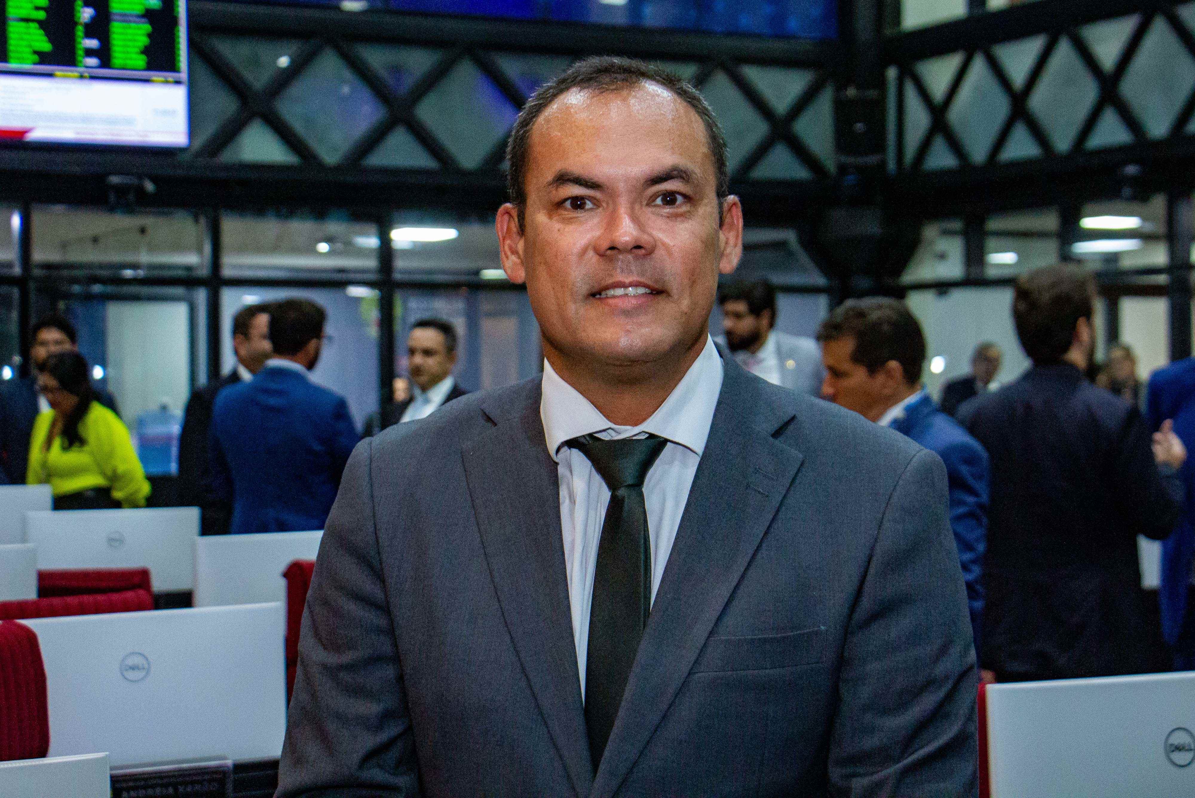 Ozéas Santos (AID/ALEPA)