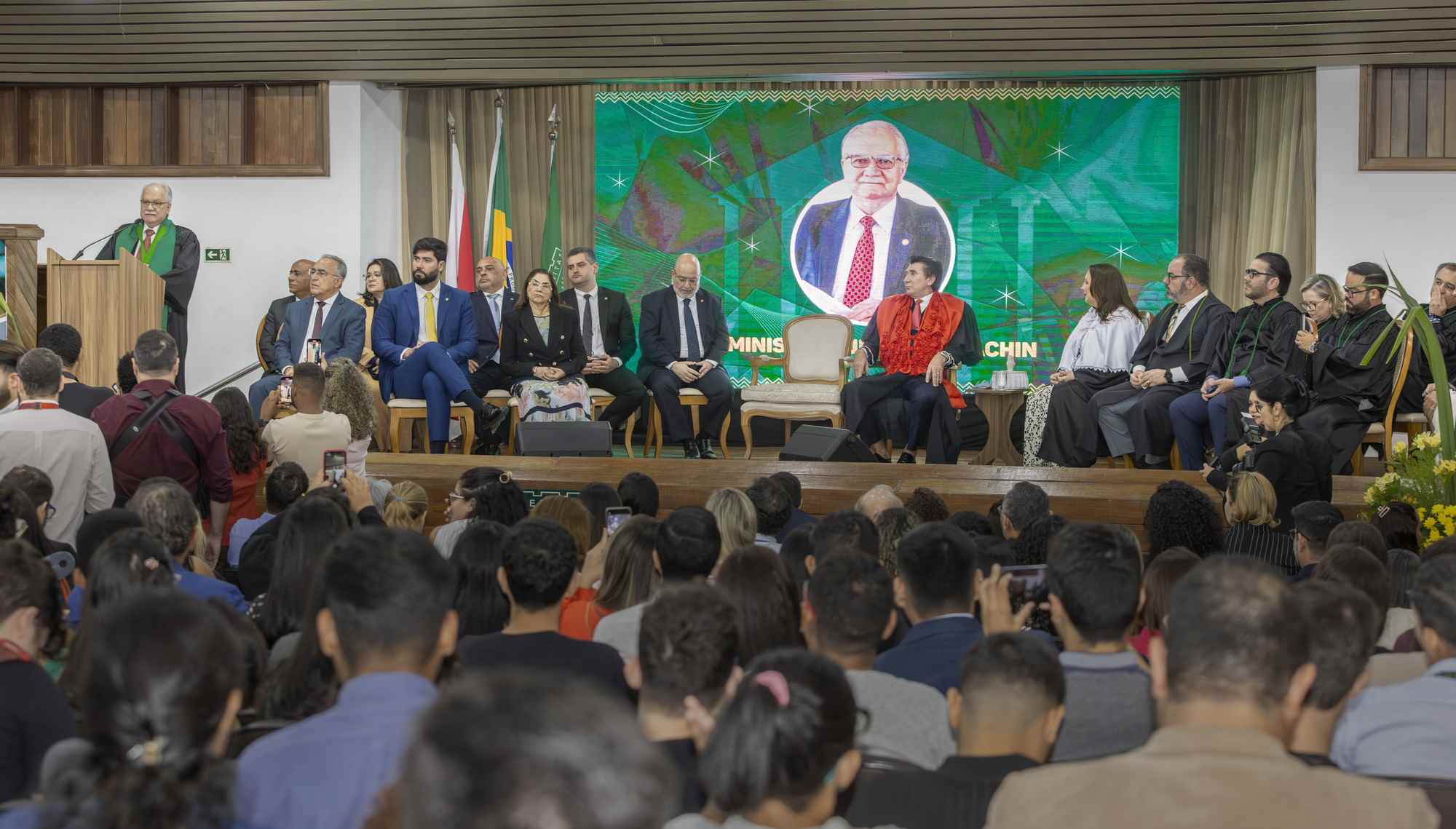 Deputado Adriano Coelho representa Alepa em homenagem ao ministro Luiz Edson Fachin